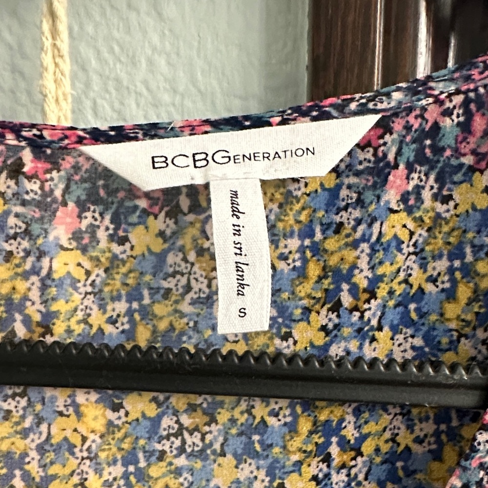 BCBGeneration Multicolor Floral Blouse - Picture 2 of 4